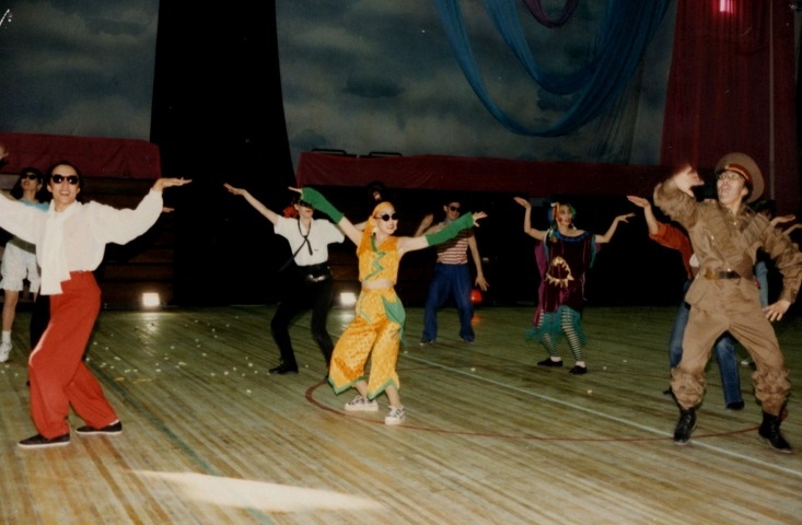 Обложка электронного документа Артисты Национального танца Якутии в экшен-роке “ДАО”: [фотография]