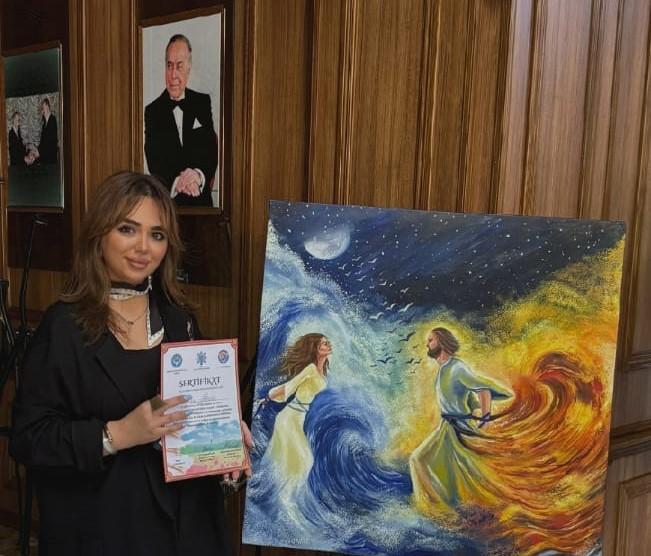 Изображение новости В бакинской библиотеке открылась выставка молодой художницы